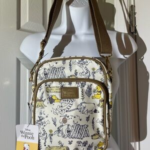 🍯 Disney Winnie the Pooh Crossbody Bag – Bioworld – NWT